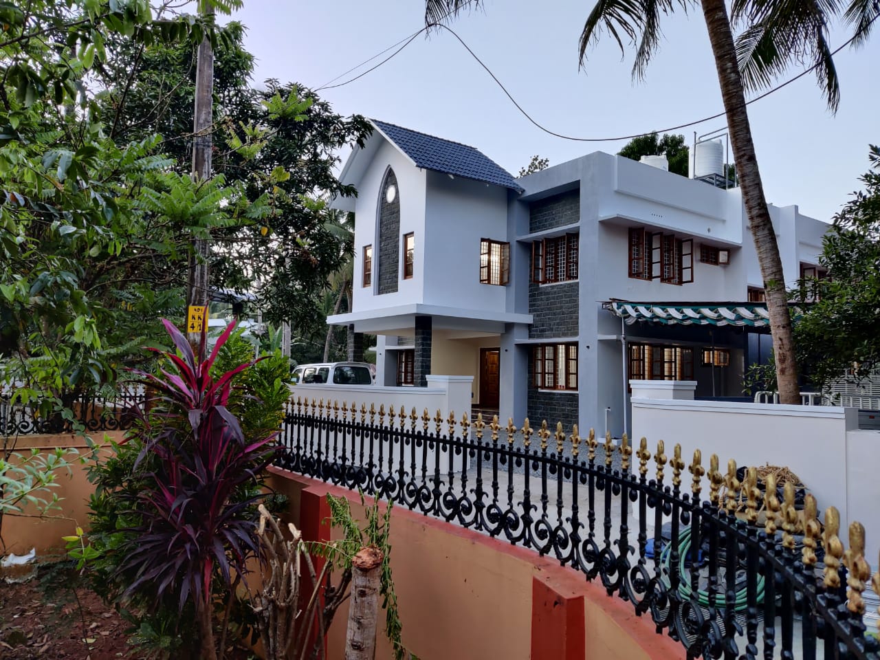 Kaduthuruthy Pratheeksha Bhavan